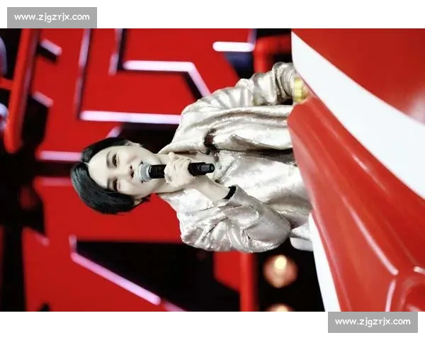 尚雯婕秒解国家队身份谜:从系鞋带动作锁定街舞选手 尚雯婕秒解国家队身份谜:从系鞋带动作锁定街舞选手